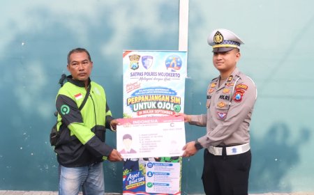 Sambut Hari Lalu Lintas Bhayangkara ke-71,Polres Mojokerto Berbagi Sembako Hingga SIM Gratis untuk Driver Ojol